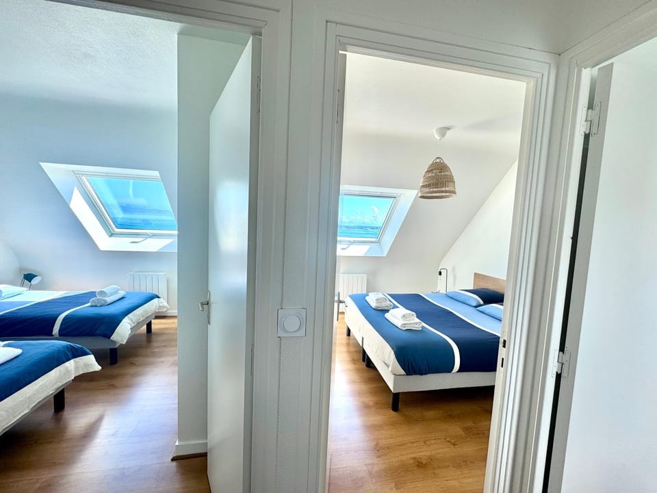 Bed, Photo of the whole room, Bedroom, Sea view, Sea view