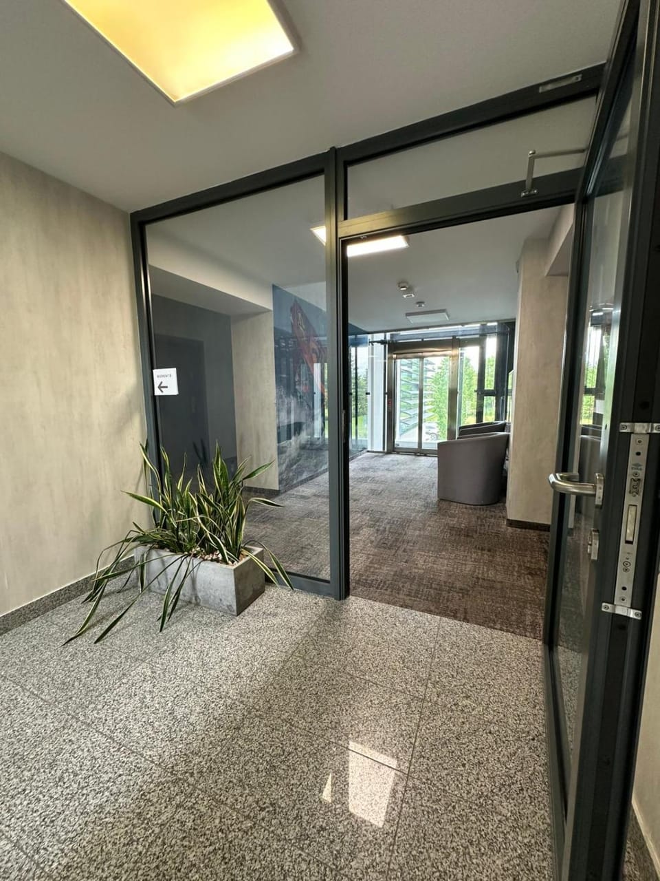 Lobby or reception, elevator