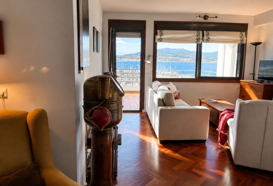 Living room, Sea view