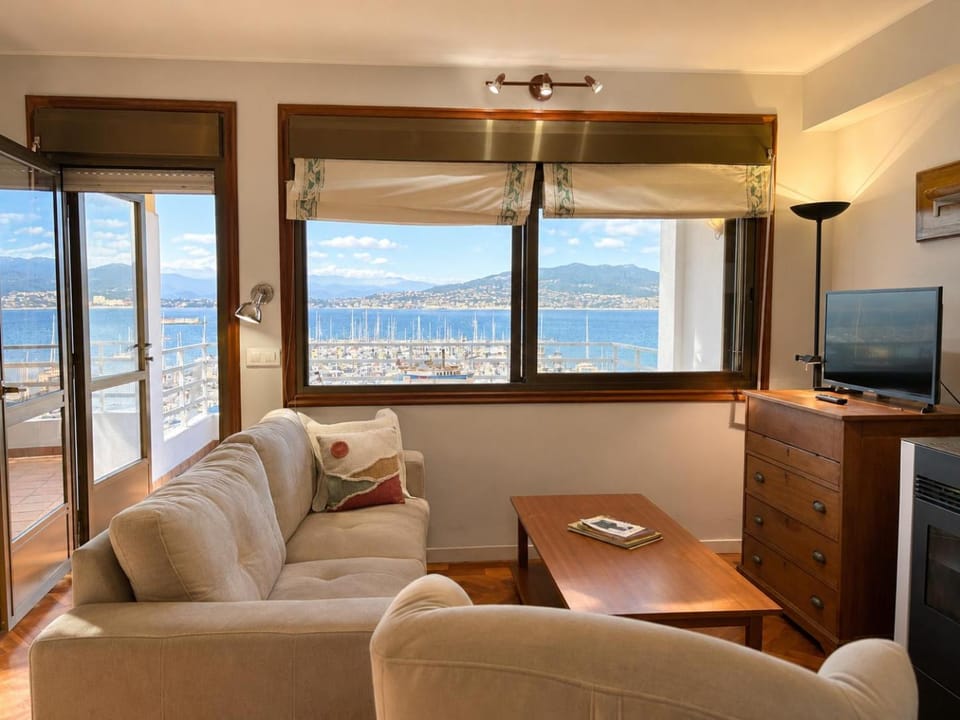 Seating area, Sea view