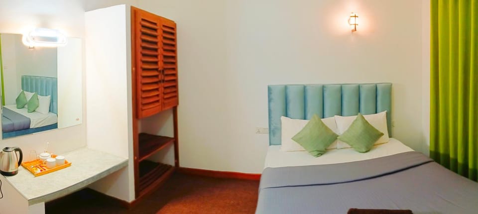The Blues Chalet Bed and Breakfast in Nuwara Eliya