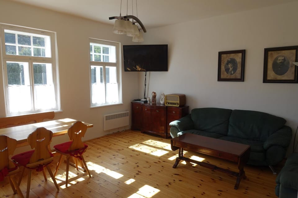TV and multimedia, Living room