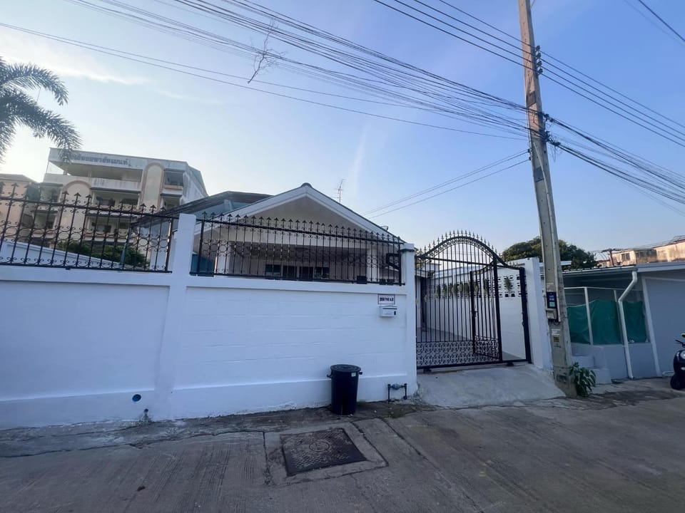 Na Kluea Pool villa House in Pattaya City