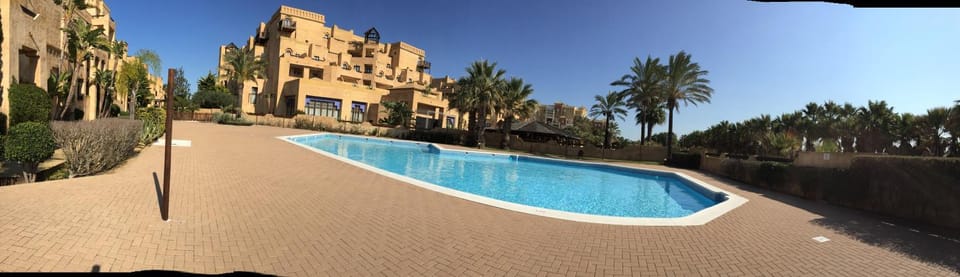 Swimming pool, Swimming pool