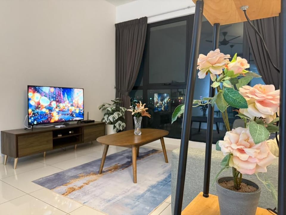 Communal lounge/ TV room, TV and multimedia, Evening entertainment