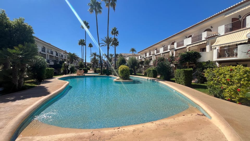 Garden, Swimming pool