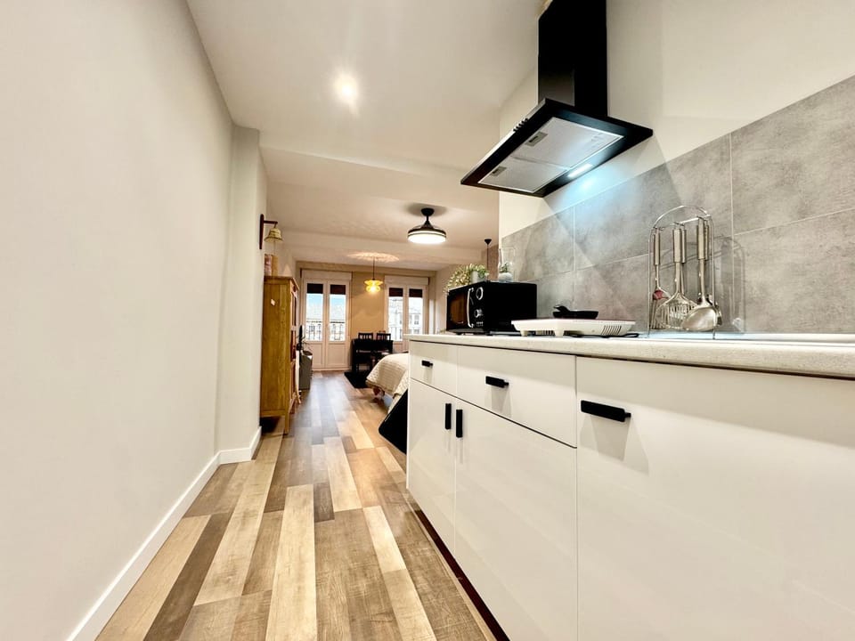 Kitchen or kitchenette, stove