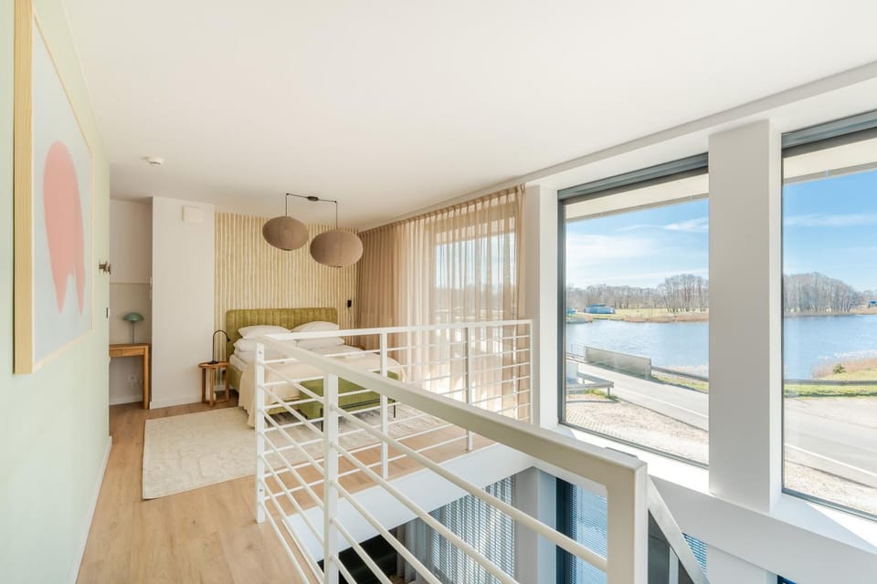 Bed, Natural landscape, View (from property/room), Photo of the whole room, Bedroom, River view