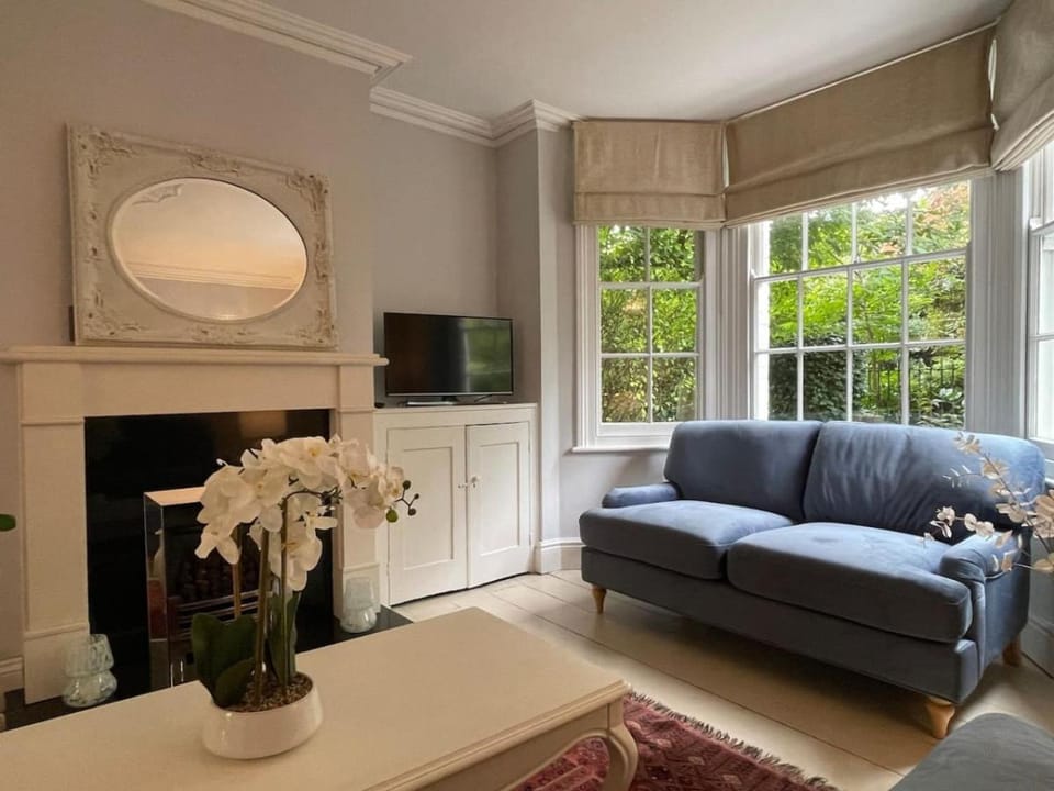 Charming Victorian House Perfect Central Location House in Cambridge