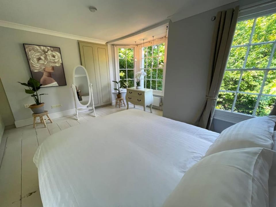 Charming Victorian House Perfect Central Location House in Cambridge