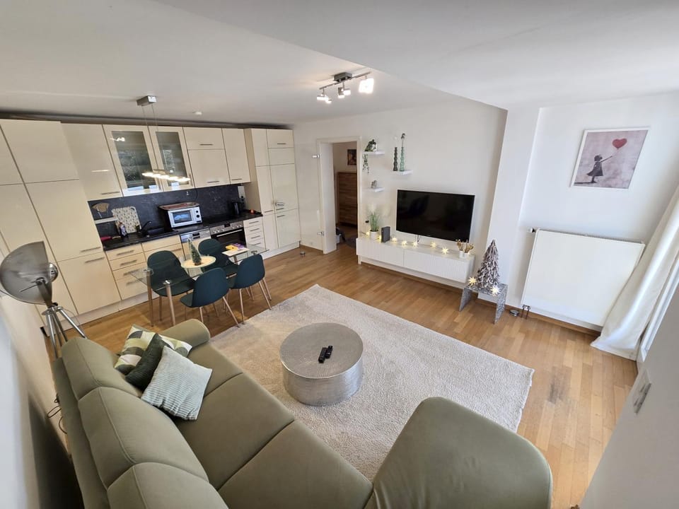 TV and multimedia, Living room
