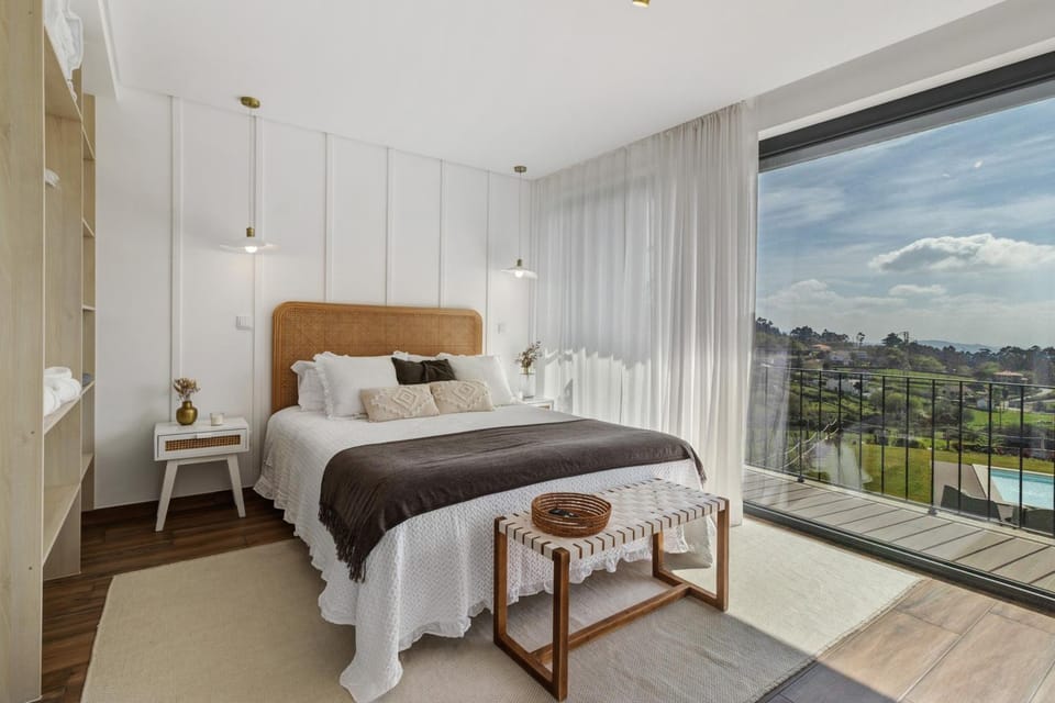 Property building, Living room, Bedroom