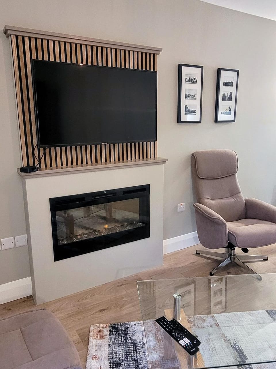 TV and multimedia, Living room, Seating area