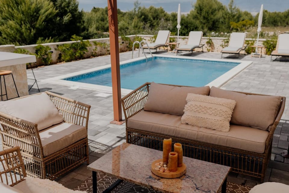 Patio, Day, Natural landscape, Seating area, Pool view, Swimming pool, sunbed