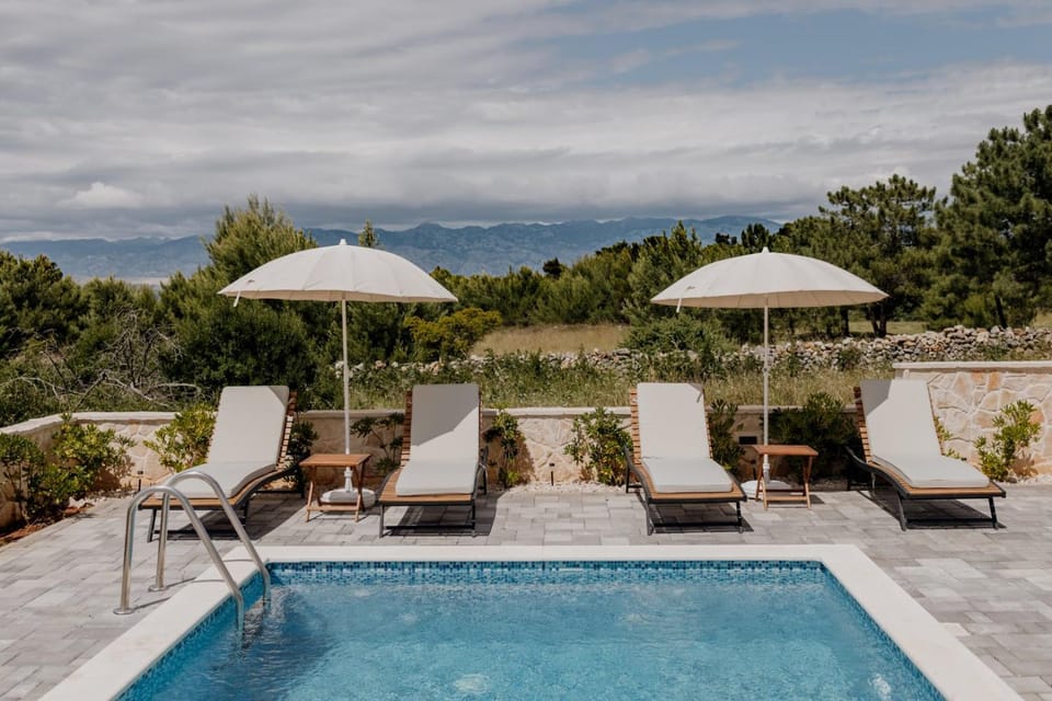 Patio, Natural landscape, Mountain view, Swimming pool, sunbed