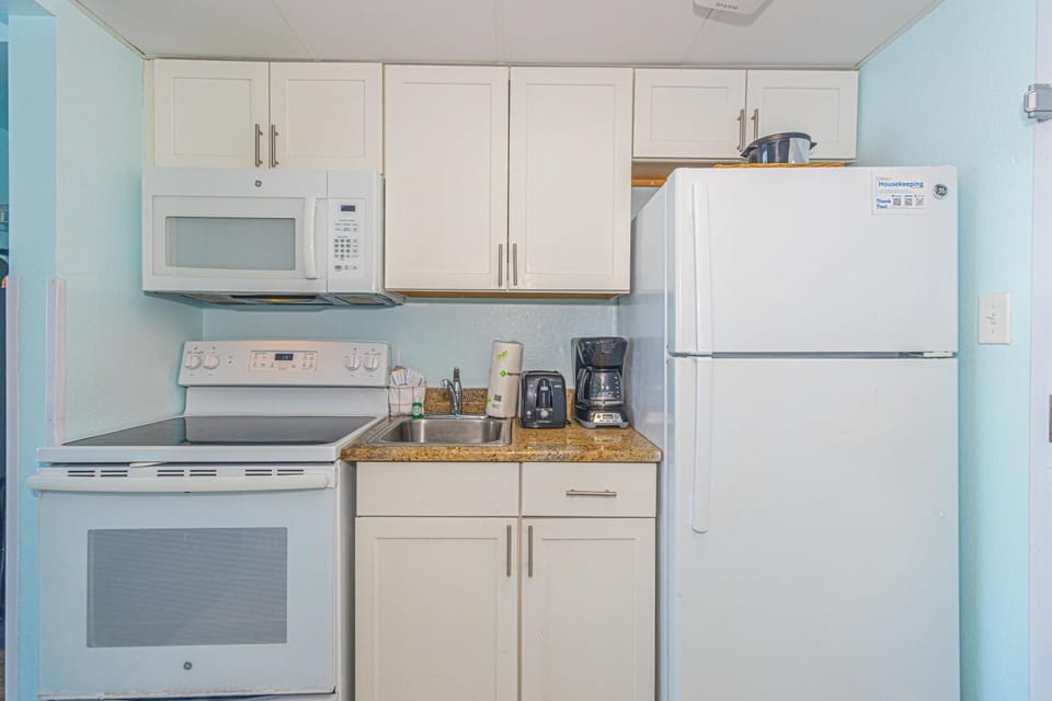 Beautiful Oceanfront Studio with Stunning Views- Caravelle 712 House in Myrtle Beach