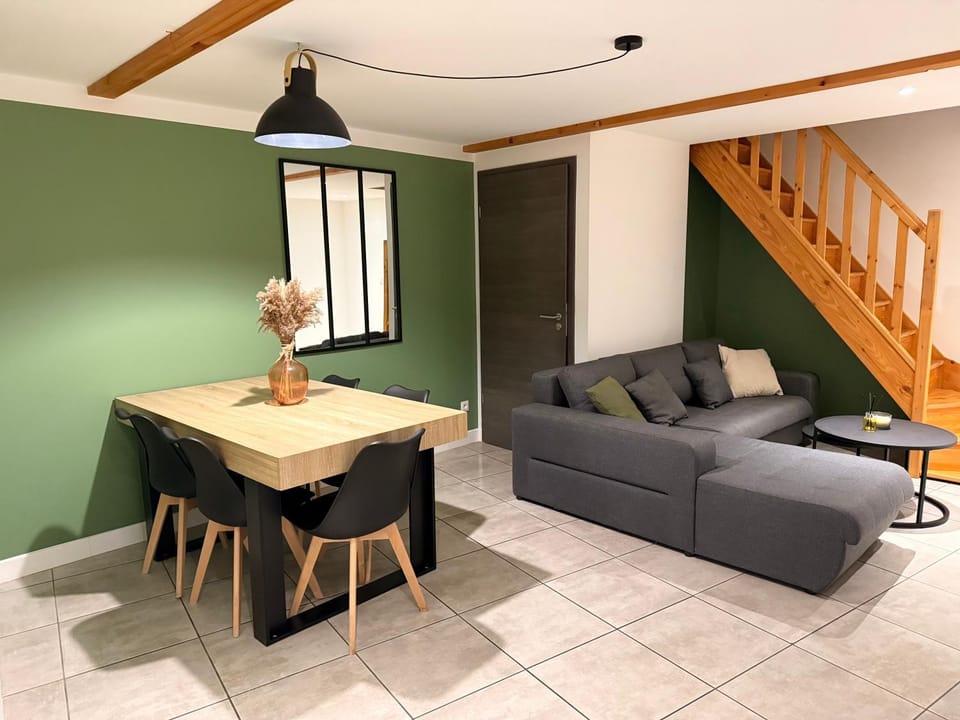 T2 Bis Apartment in Auvergne-Rhône-Alpes
