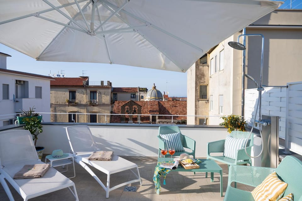 Shower, Solarium, Balcony/Terrace, Balcony/Terrace, sunbed