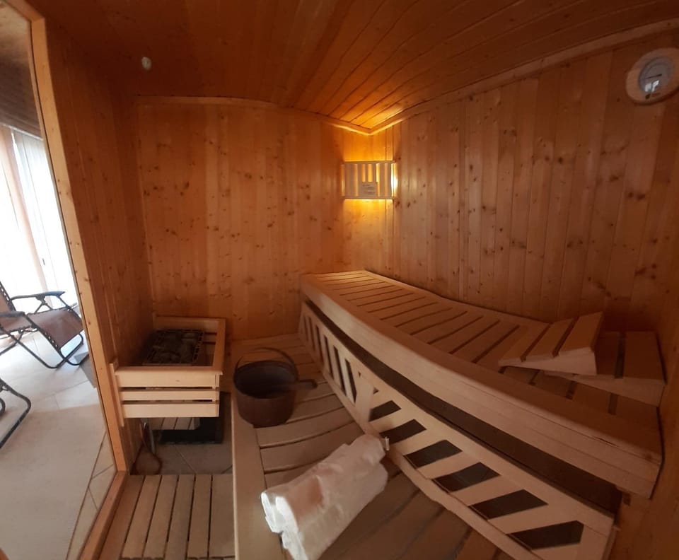 Sauna, Spa and wellness centre/facilities
