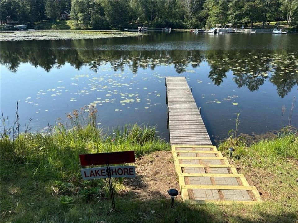 Day, Lake view