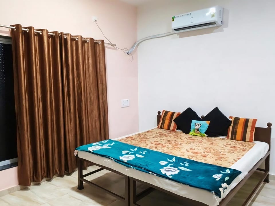 Sahyadri Farmhouse with Pvt POOL House in Maharashtra