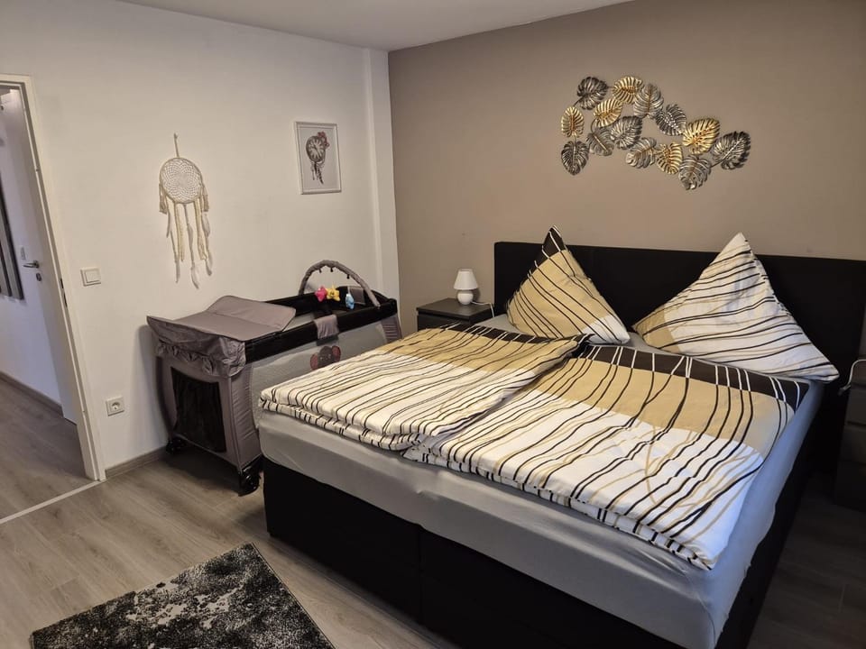 Living room, Bedroom