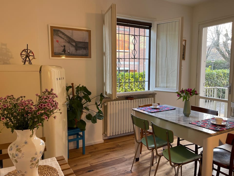 Coffee/tea facilities, Communal kitchen