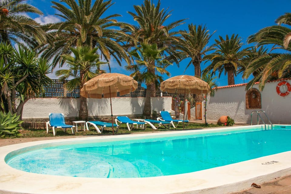 Swimming pool, Swimming pool