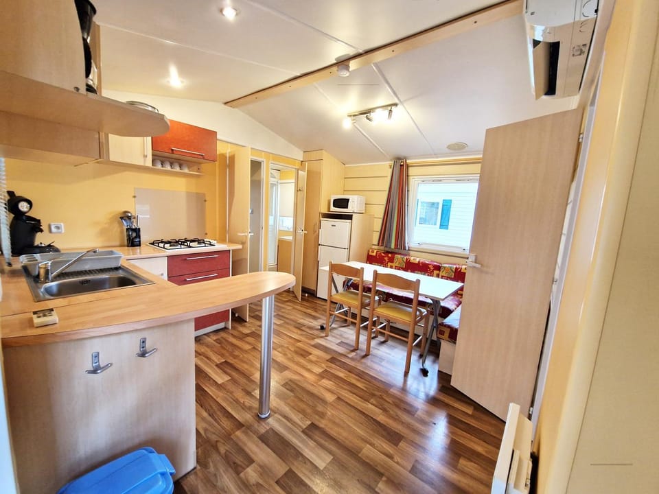 Voll klimatisiertes Mobile Home mit Wi-Fi am Europa-Park House in Ortenau