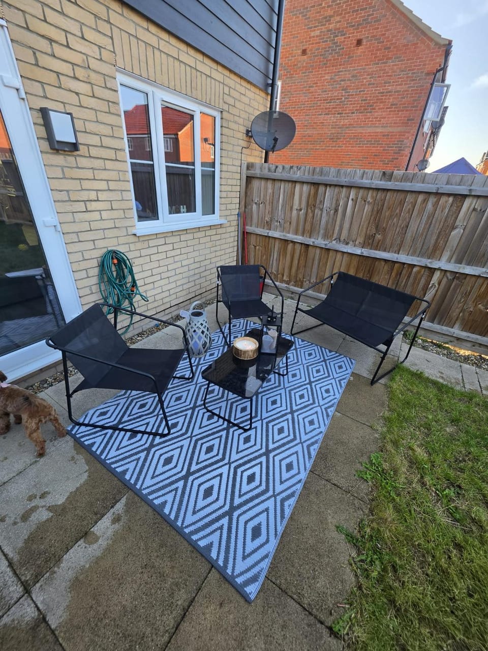 Property building, Patio, Seating area