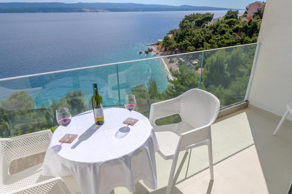 Deluxe Seaview Studios KENNEDY II Apartment in Split-Dalmatia County
