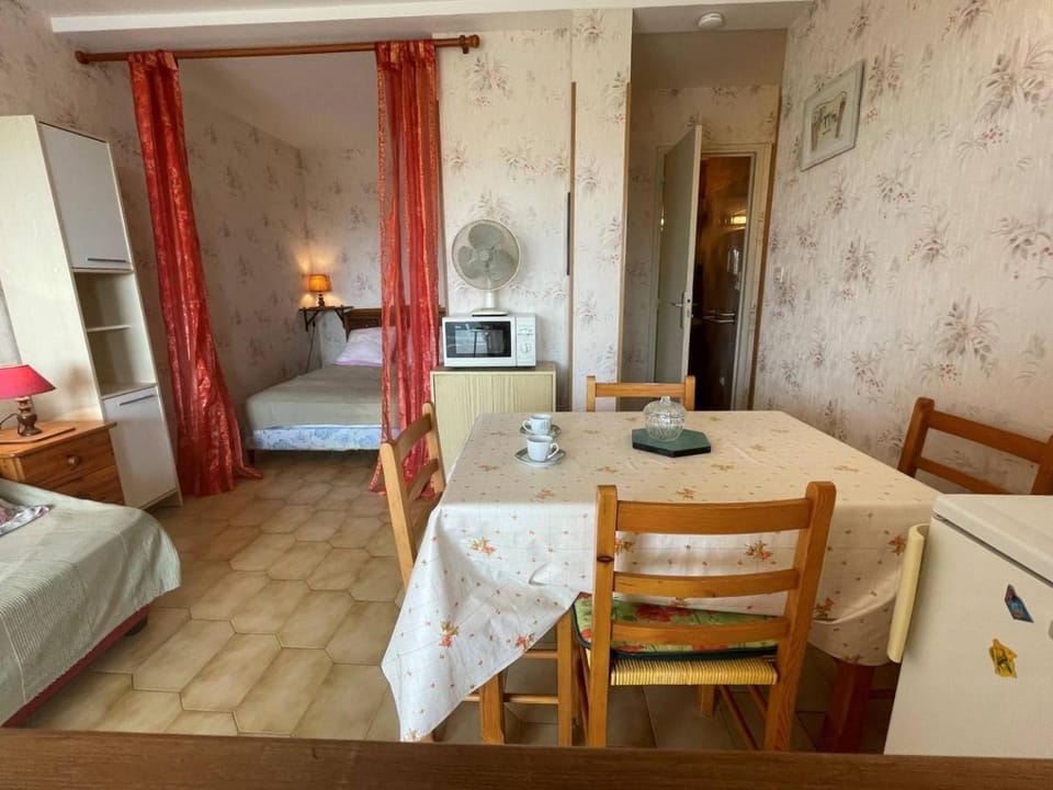 Appartement studio cabine 4 couchages ST CYPRIEN PLAGE SC730-C319 Cabin in Saint-Cyprien