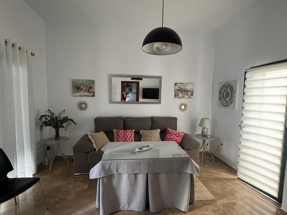 Apartamento Cerezo Apartment in Carmona