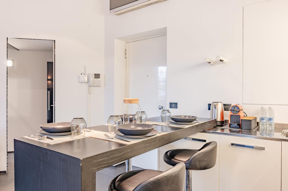 Kitchen or kitchenette, Dining area, minibar, oven, pet friendly, stove