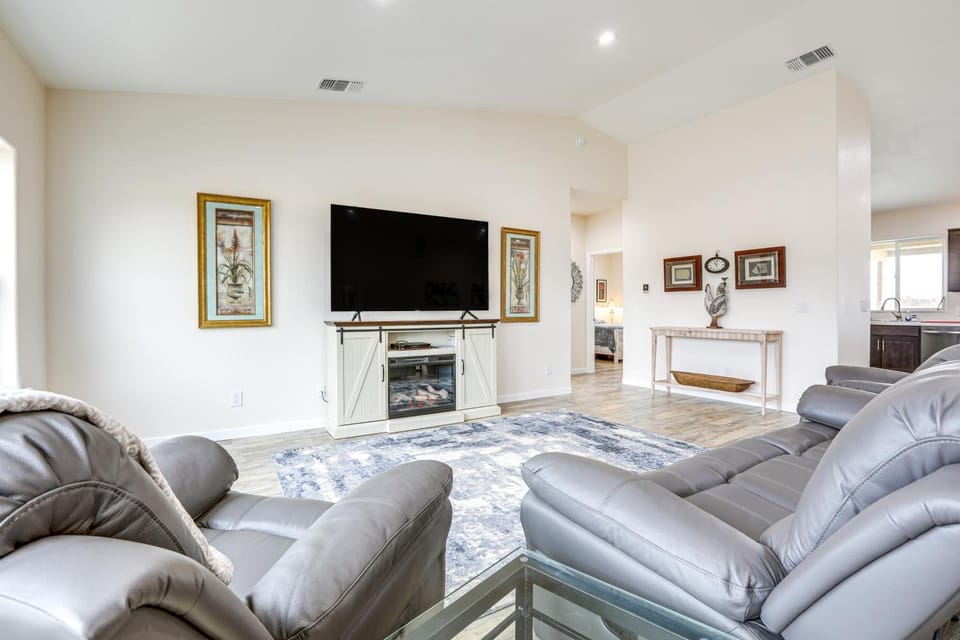 On-Site Winery: Rural Plymouth Getaway! House in Sierra Nevada