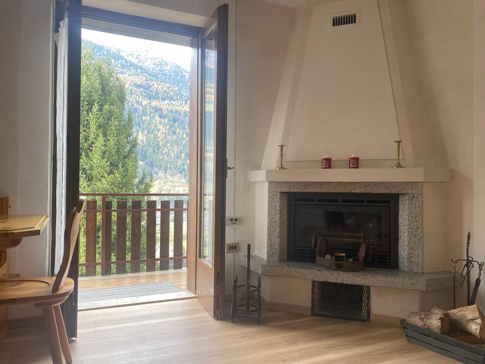 Balcony/Terrace, Living room