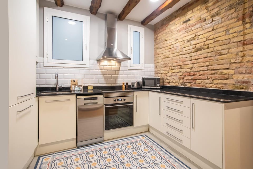 E4MAL1080 - Fabulous Flat next to Sagrada Familia Apartment in Barcelona