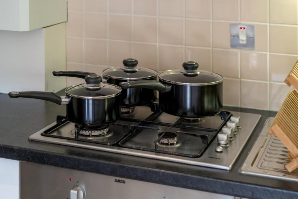 Kitchen or kitchenette, stove