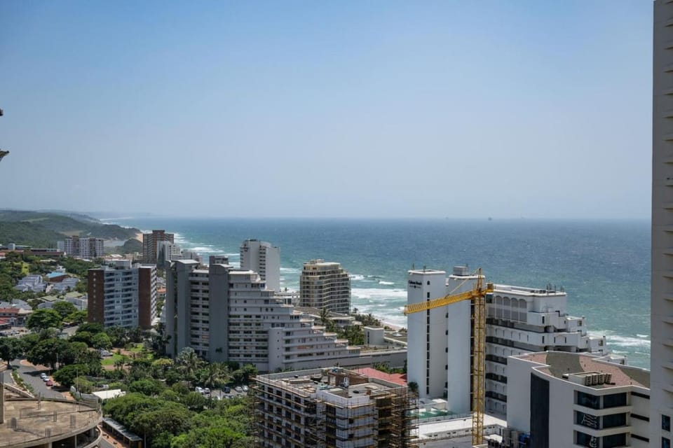 City view, Sea view