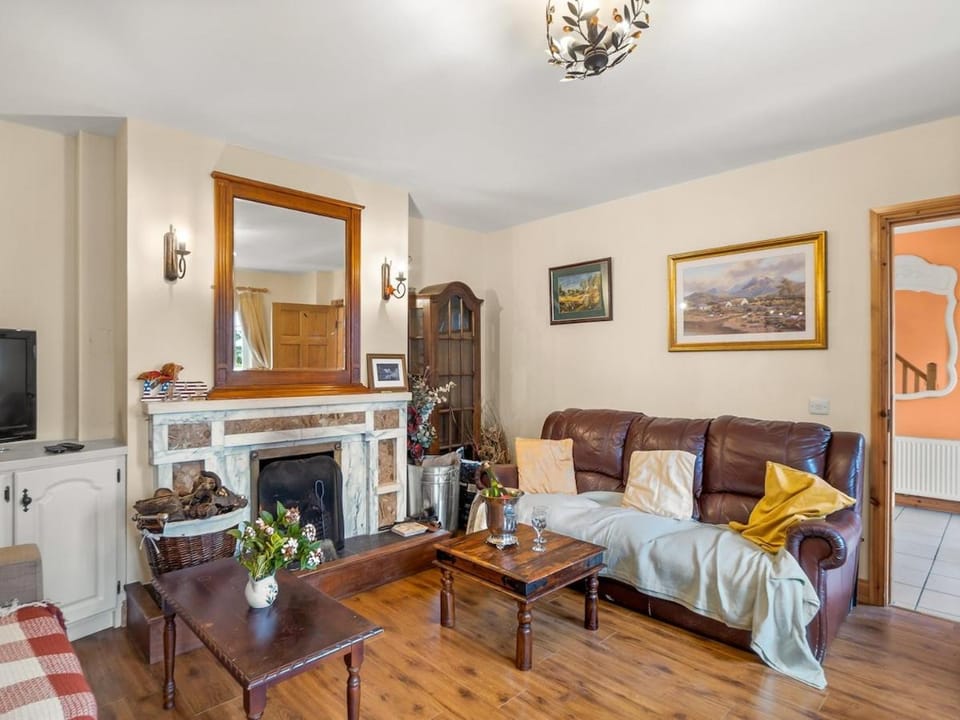 Lough Mask Fishing Lodge House in County Mayo