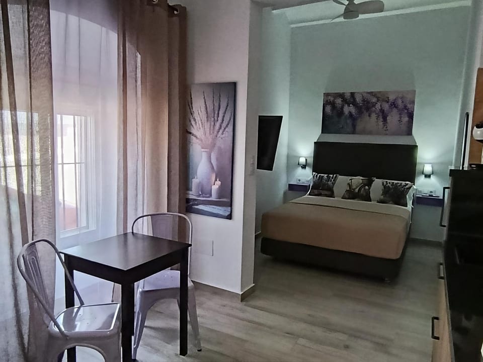 Dining area, Bedroom