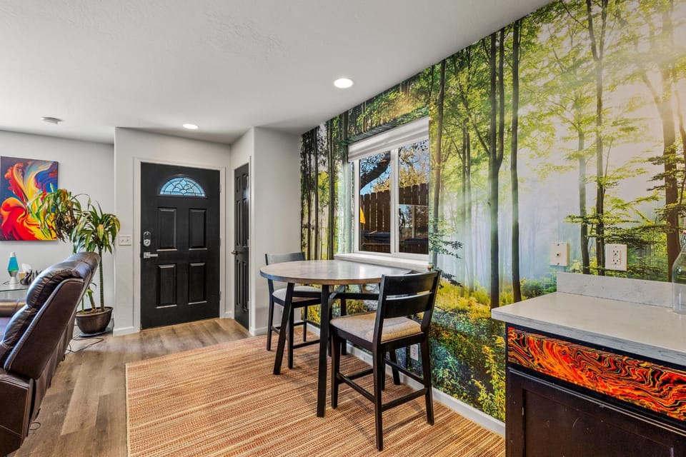 Decorated for the Holidays! 2BDR Home in Downtown Flagstaff House in Flagstaff
