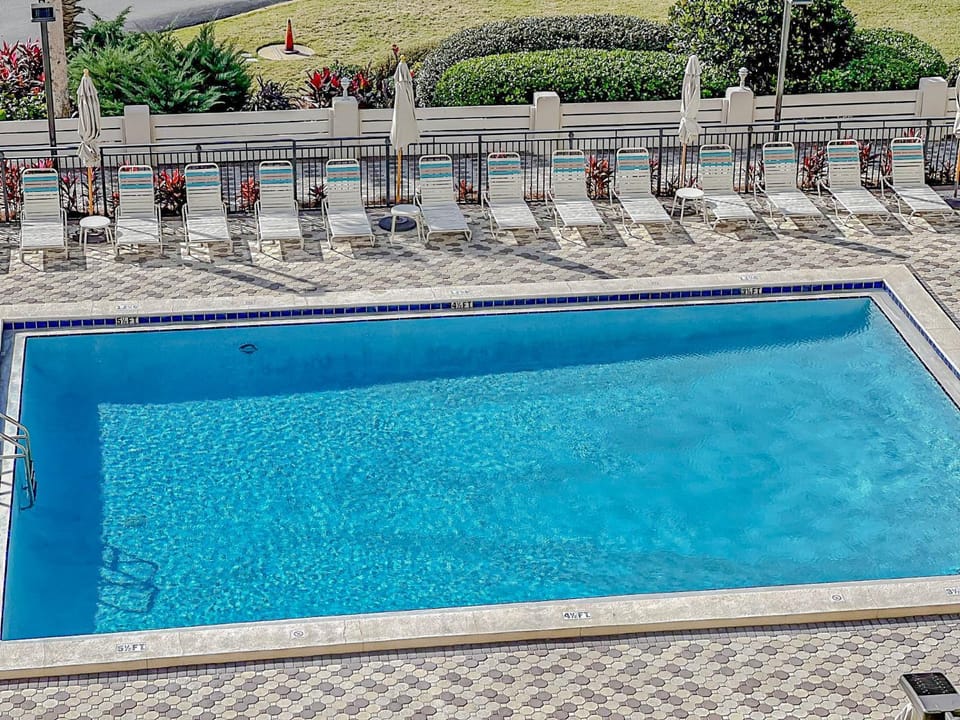 Pool view, Swimming pool, Swimming pool