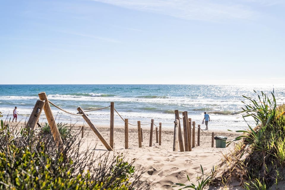 Nearby landmark, Day, Natural landscape, Beach, Sea view