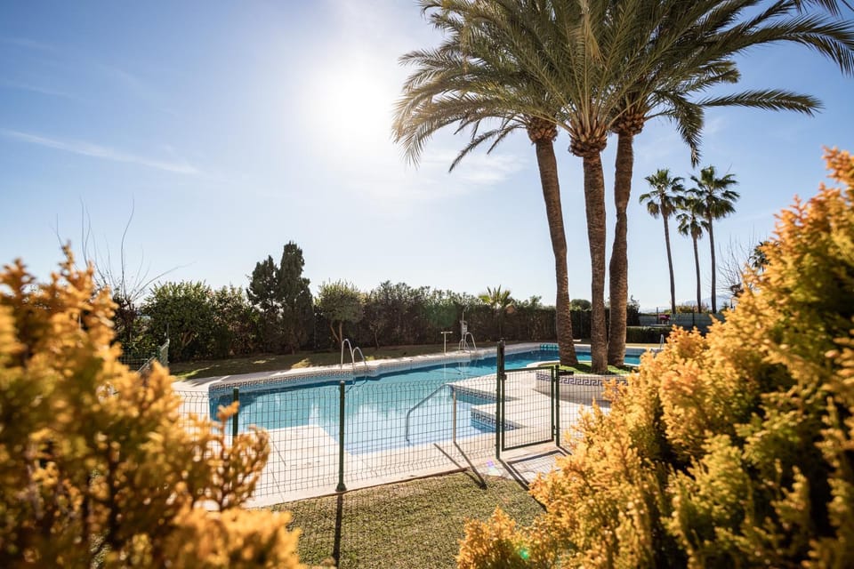 Garden, Balcony/Terrace, Garden view, Pool view, Swimming pool, sunbed