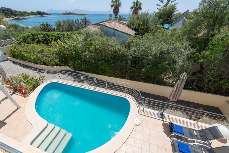 Villa Vistafar , com piscina privada Villa in Raiguer