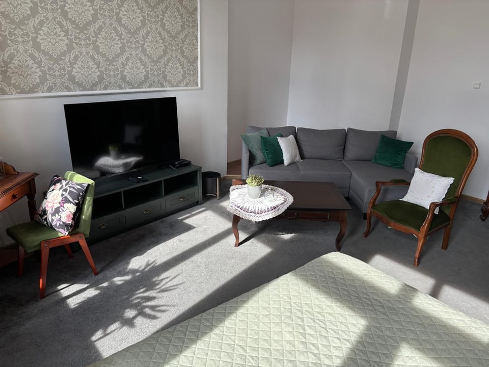 Apartamenty Stare Miasto Jagielloński Parking Apartment in Lesser Poland Voivodeship
