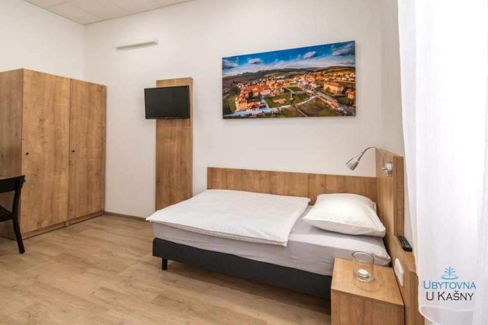 Ubytovna U Kašny Hostel in South Moravian Region