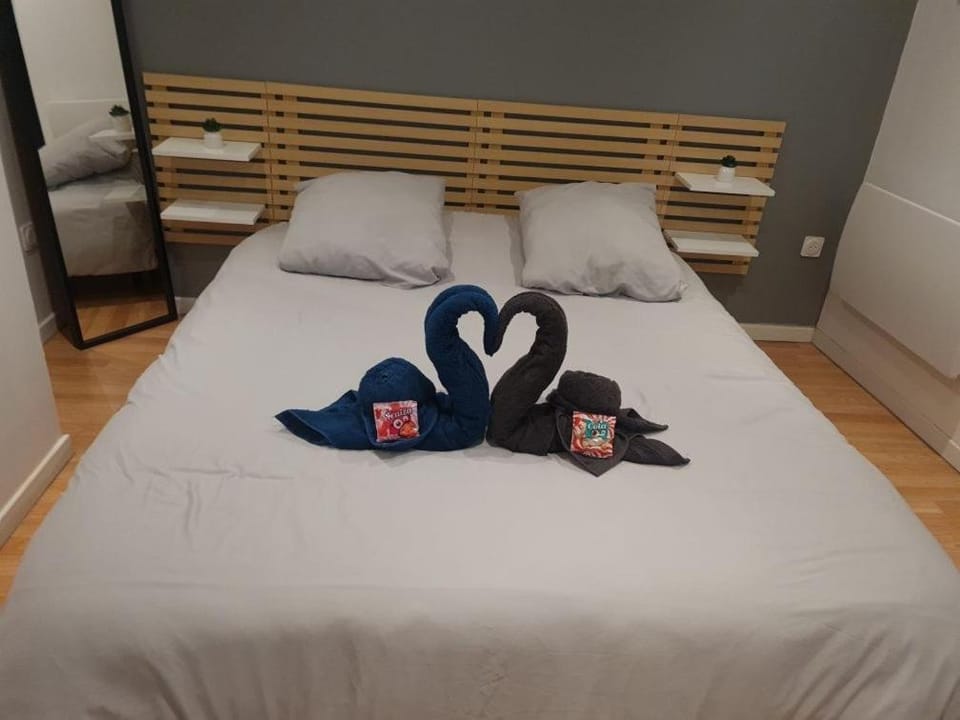 SPA Rome Antique Apartment in Hauts-de-France