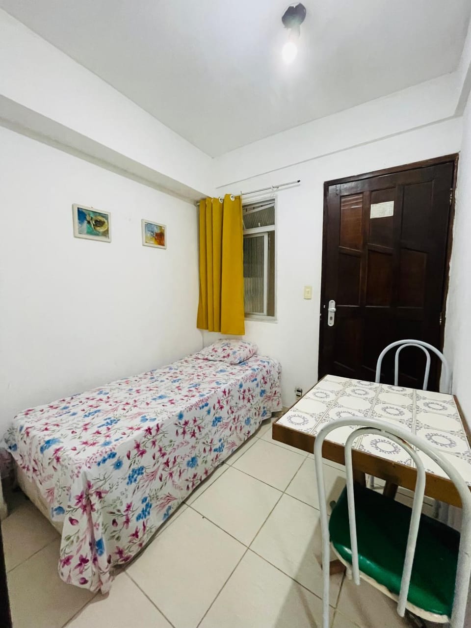 Bed, Living room, Dining area